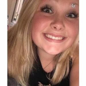 Meet your Posher, Carley